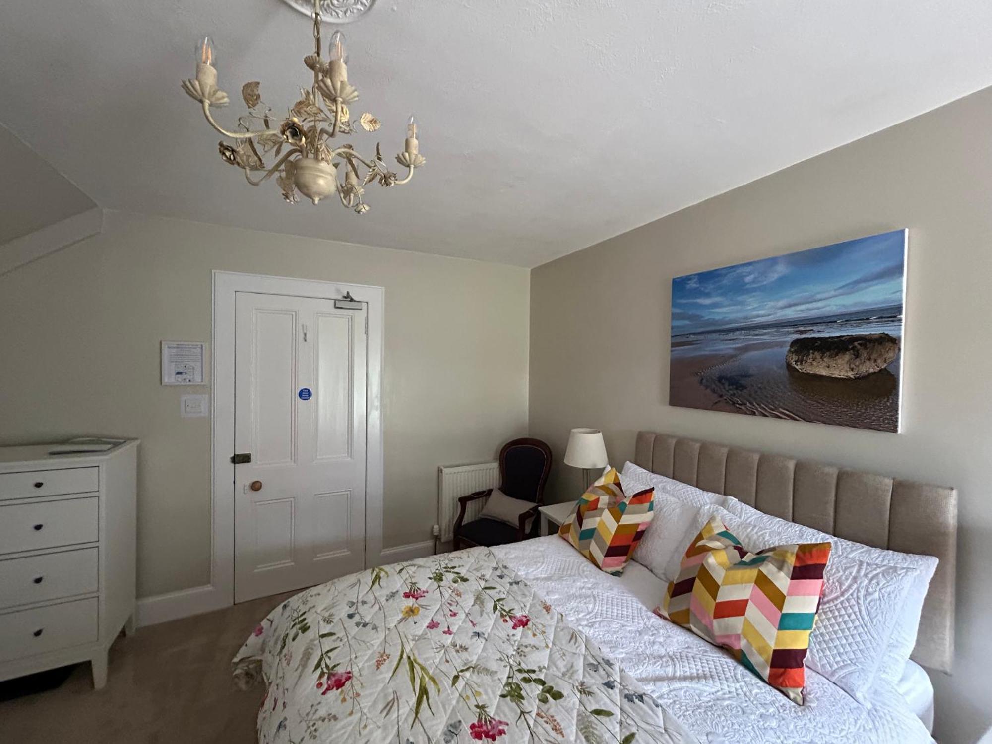 Glen Lyon Lodge Bed And Breakfast Nairn Zewnętrze zdjęcie
